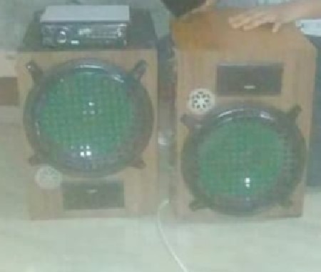 10  સ્ટેડિયા  વેચવા ના છે