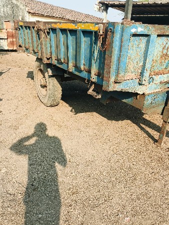 90 ફૂટની લારી છે