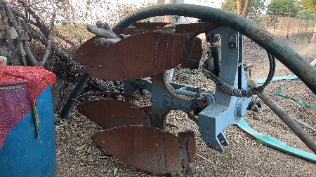 વેચવાનું છે