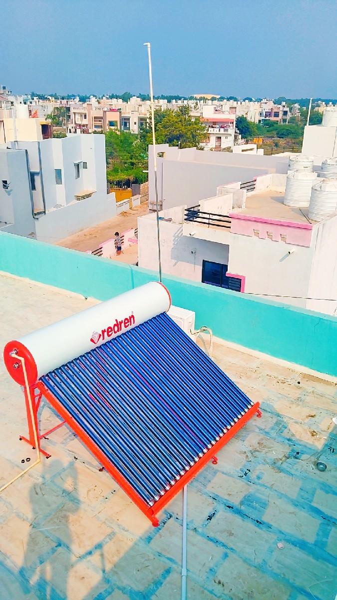 સોલાર વોટર હીટર 
સોલાર રુફટોપ