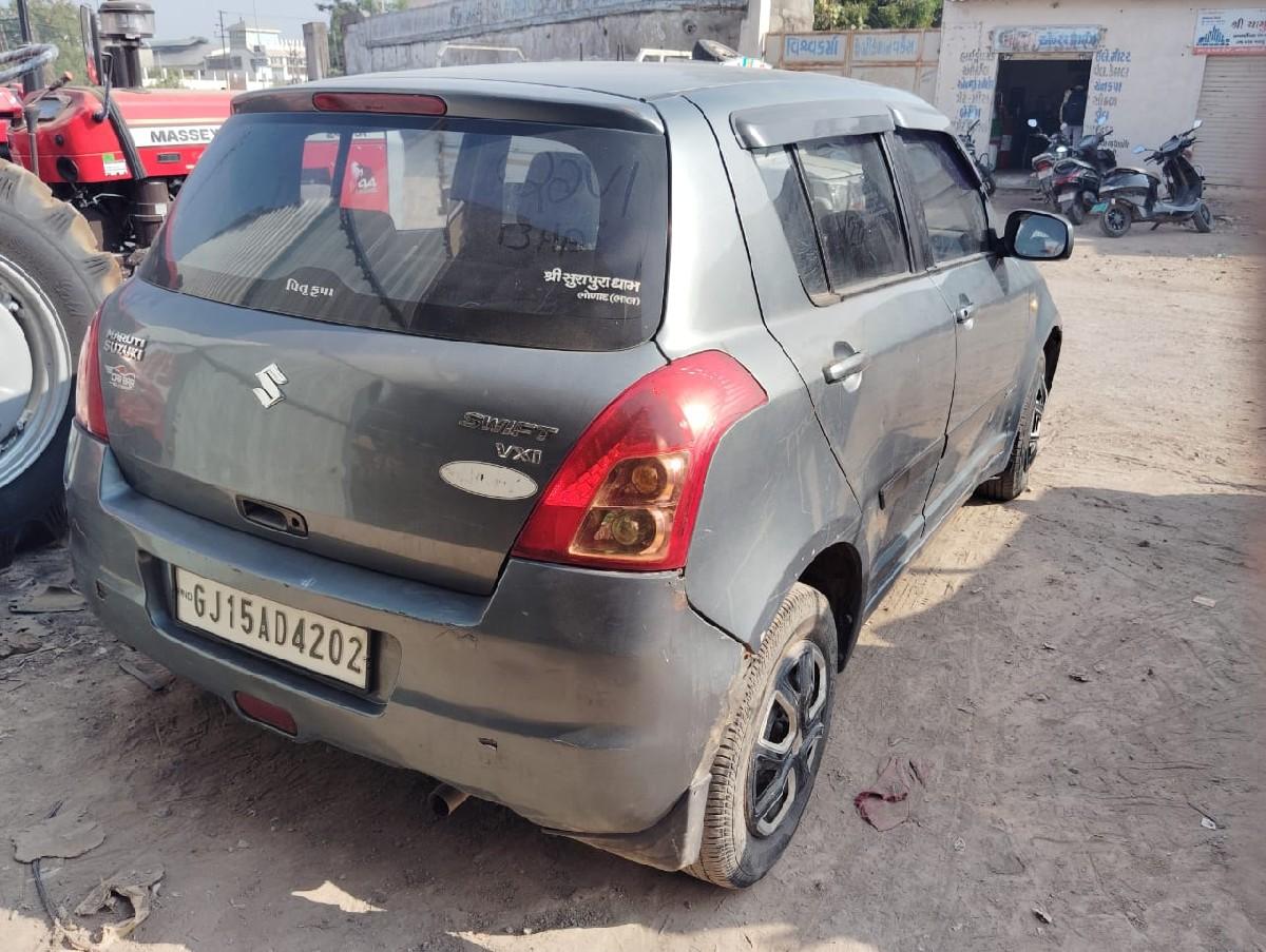 ટ્રેક્ટર વેચવાના છે