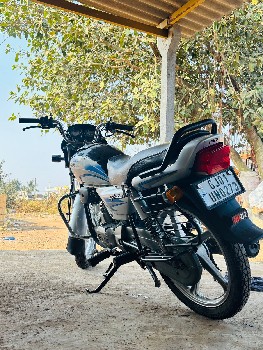 હોન્ડા વેચવા ની છે