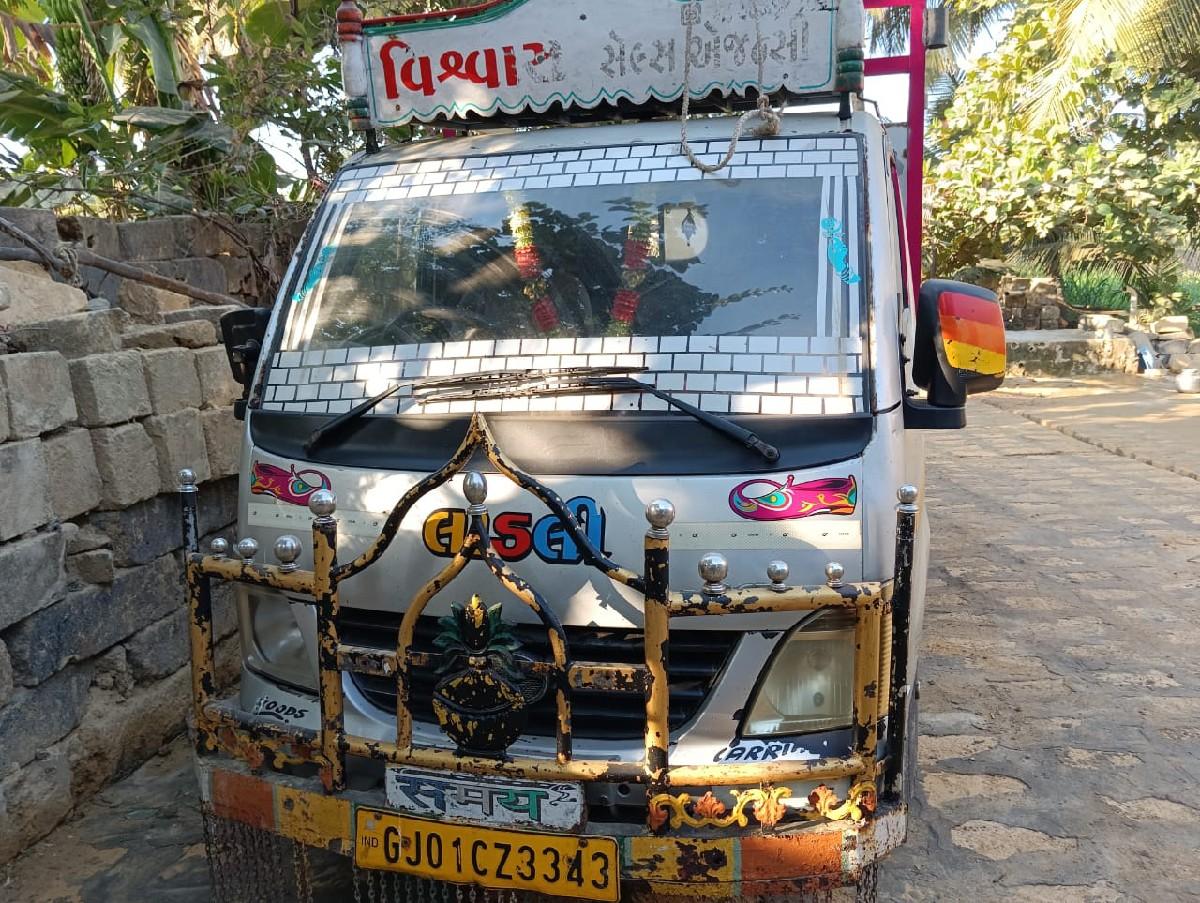 ટાટા સુપર ગાડી વેશવાની શે