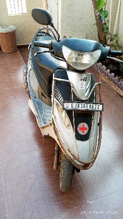 સ્કુટી પેપ વેચવાની છે.