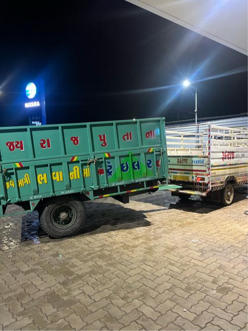 લારિ વેસવાનીસે નવિ