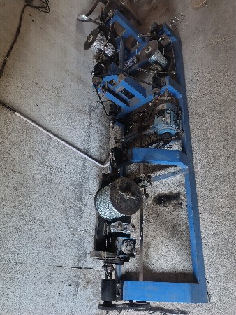 દોરી બનાવવા નું મશીન.