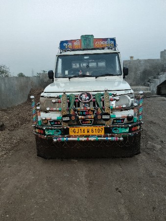 બોલેરો વેચવાનો છે