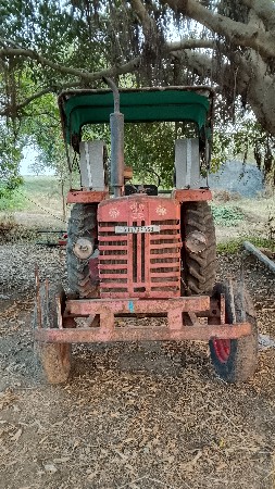 ટ્રેક્ટર વેચવા નું સે