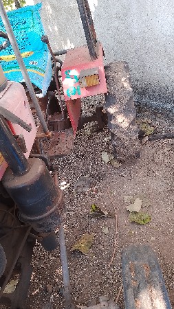 યુવરાજ ટ્રેક્ટર વેચવાનું છે