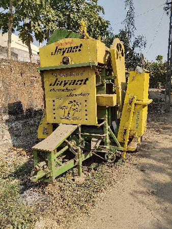 થ્રેશર વેચવાનું છે