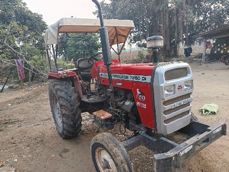 ટેકટર વેચવાનુ છે