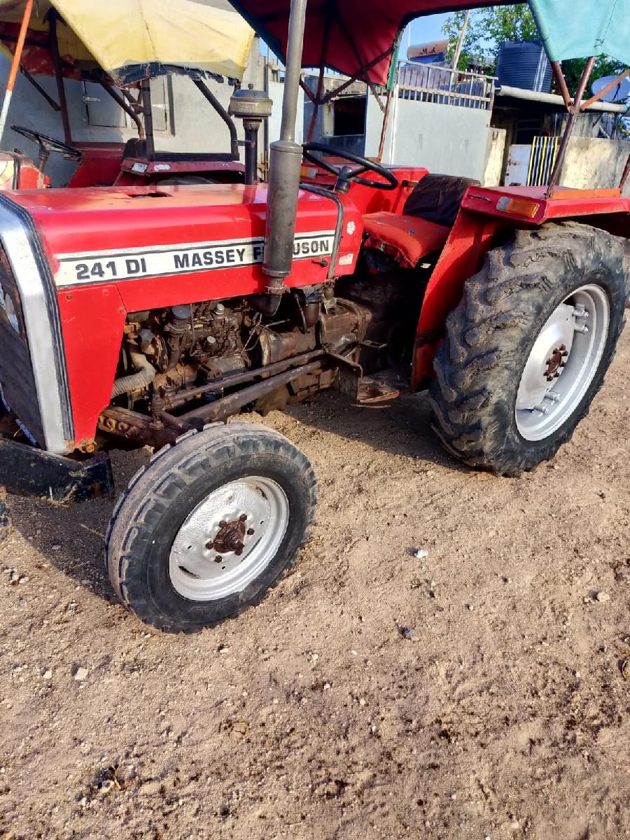 ટ્રેક્ટર ,241 મેસી, 2015