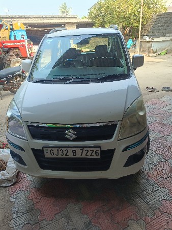 વેચવાની છે