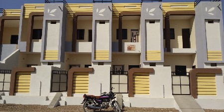 મકાન  વેચવાનું છે (2BHK)