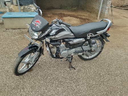 Hero HF Deluxe  બાઈક