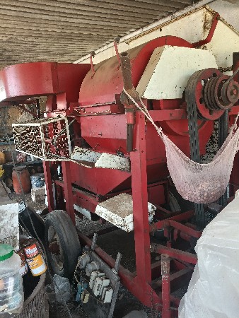 થેસર વેચવાનો છે સમ્રાટ થ્રેસર