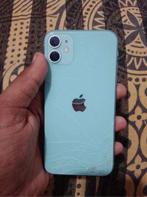 i phone 11  hare sata padava na se khodi ke vacheri moti chale sav soji joyee ne phone ma badhi gerenty