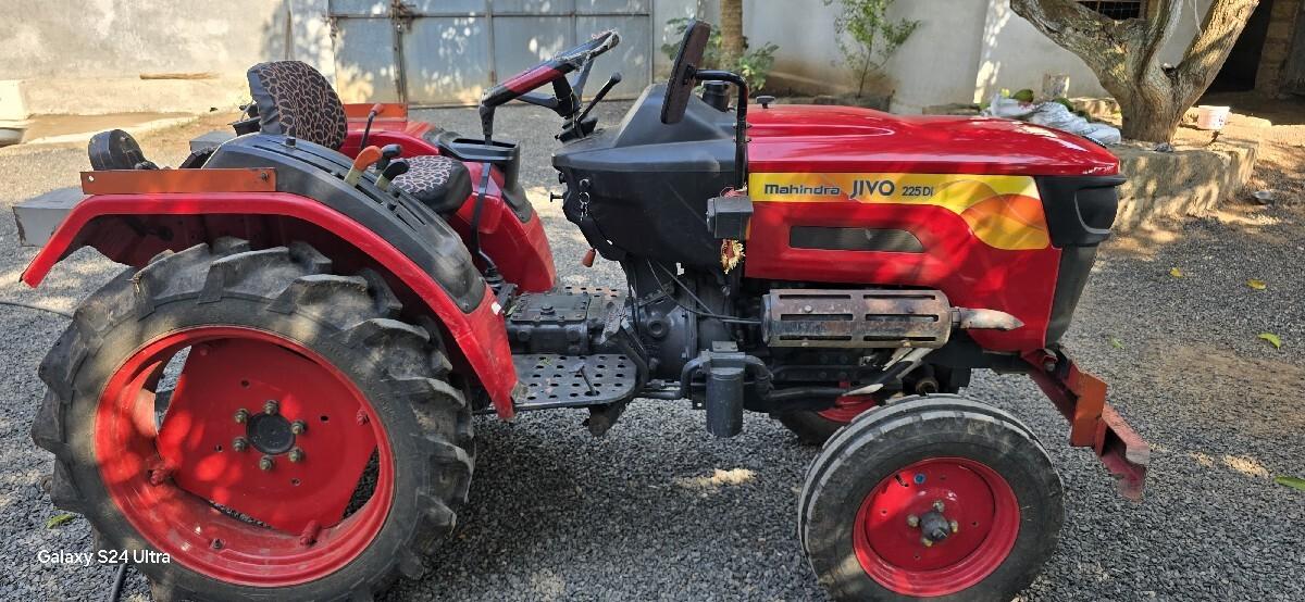 મહિન્દ્રા jio