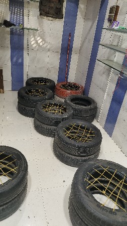 ટેબલ ફ્રીઝ કાચ