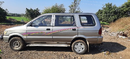 વેચવાની છે