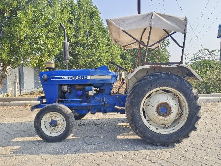 વેચવાનું છે