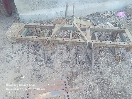 યુવરાજ 215