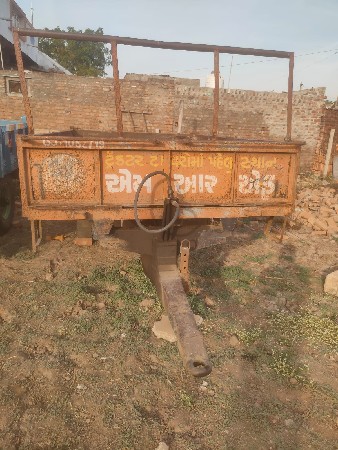 ટ્રોલી વેચવાની છે