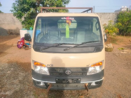 TATA ACE