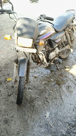 સ્પ્લેન્ડર  વેચવાની છે