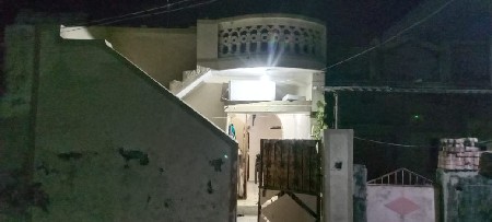 મકાન વેચવાનું છે. 
૧૫૧ ગજ, 1bhk