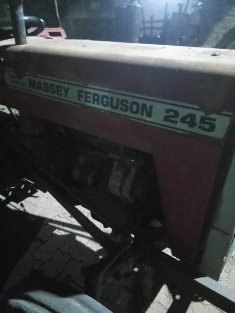 ટેકટર વેચવાનું છે ૨૪૫