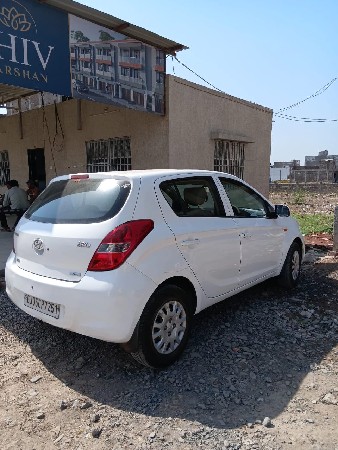 थंबनेल 2