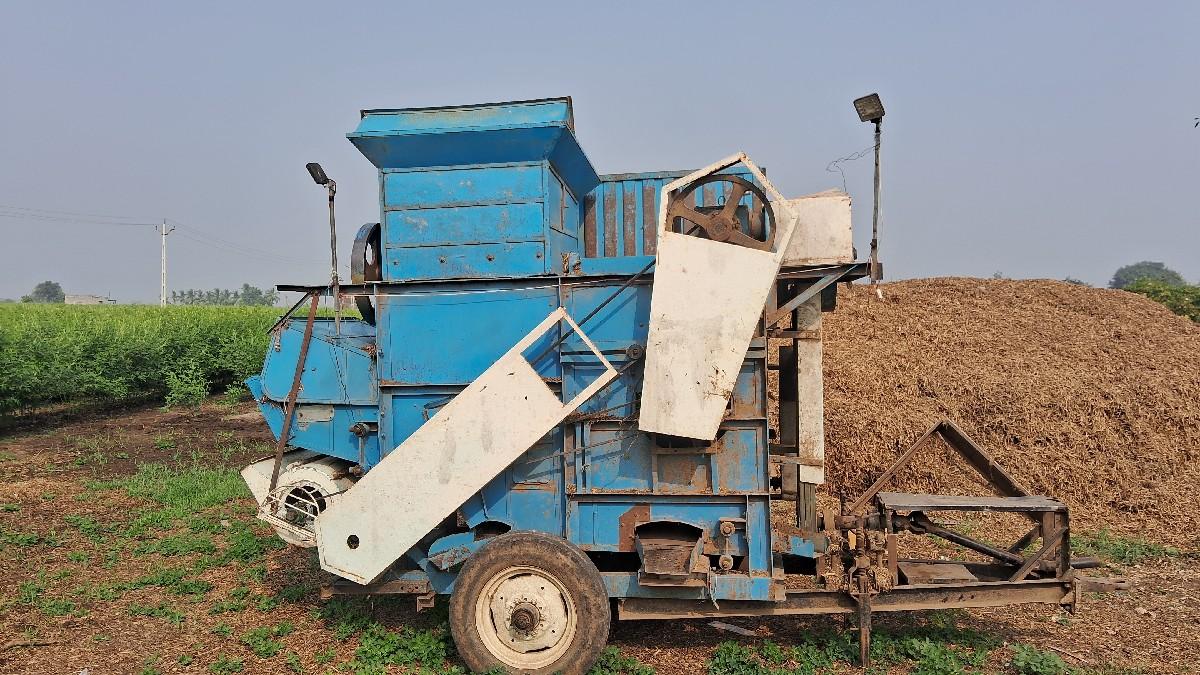 થ્રેસર  વેચવાનુ છે.