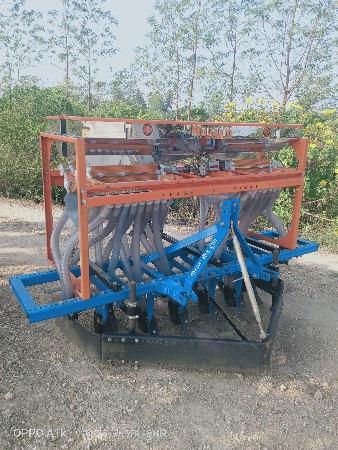 ઓરણી વેચવાની છે સાવ નવી જ છે