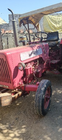 ટ્રેક્ટર વેચવાનું 3,25,000