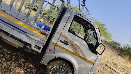 થંબનેલ 3