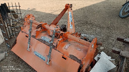 4 ફૂટ રોટાવેટર વેચવાની છે