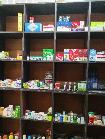 દુકાન ના ઘોડા, ટેબલ , કાચ નુ સેકશન