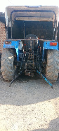 NEW holland 4510///2011 model