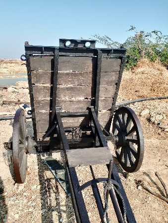 थंबनेल 2