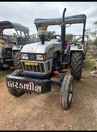 2022 નું ટ્રેક્ટર 2500 કલાક સાલ