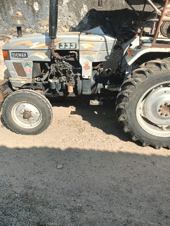 ટ્રેક્ટર વેચવાના છે