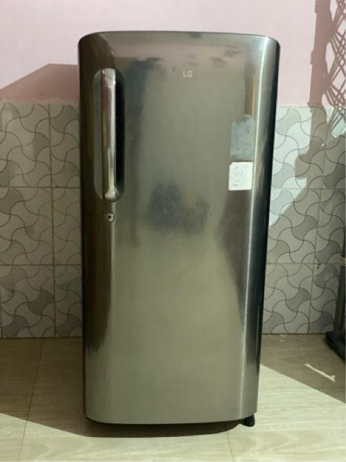 ફ્રિજ એલજી કંપની 190 લિટર