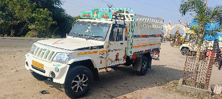 બોલેરો પીકપ સાદી ડીઆઈ