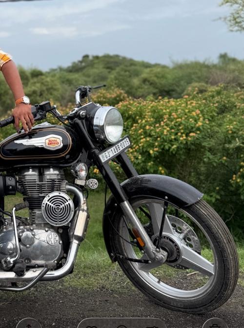 Royal enfild standard