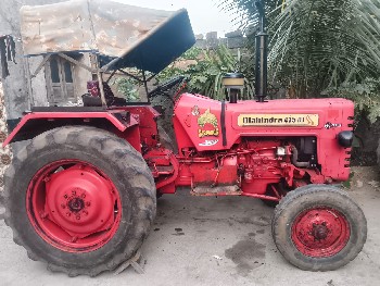 ટ્રેક્ટર વેચવાનું છે