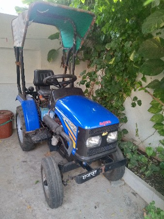 મિની ટ્રેક્ટર વેચવાનું છે