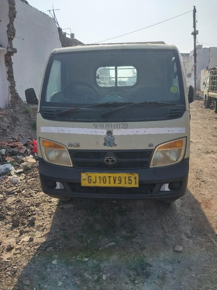 tata ace chota hathi