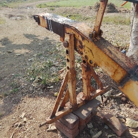 લોડર વેચવાનું સે