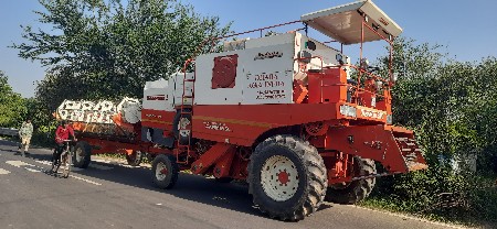 હારવેસટર તાત્કાલીક વેચવાનુ છે.